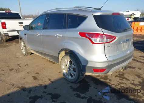 2016 Ford Escape Titanium из США, поврежденный, VIN 1FMCU9J93GUB85310